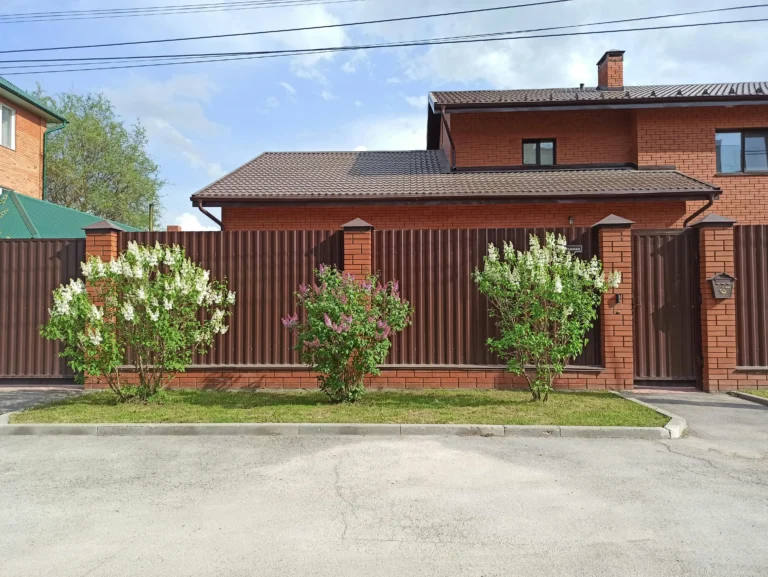 ogrodzenie domu koszt